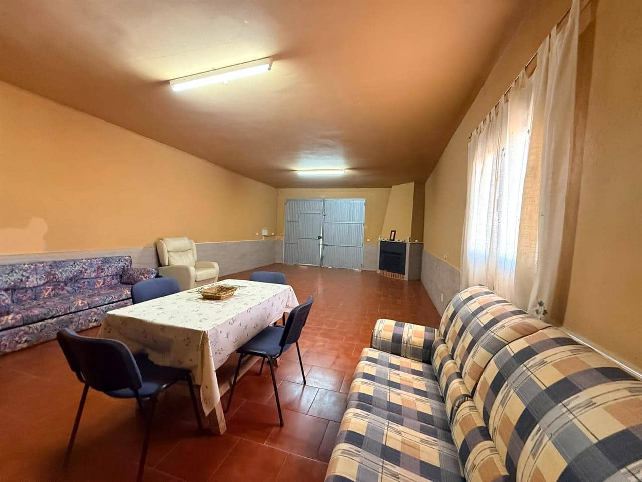 2 sypialnia Willa do wynajęcia w Taberno z garażem - 850 € (Ref: 9906991)