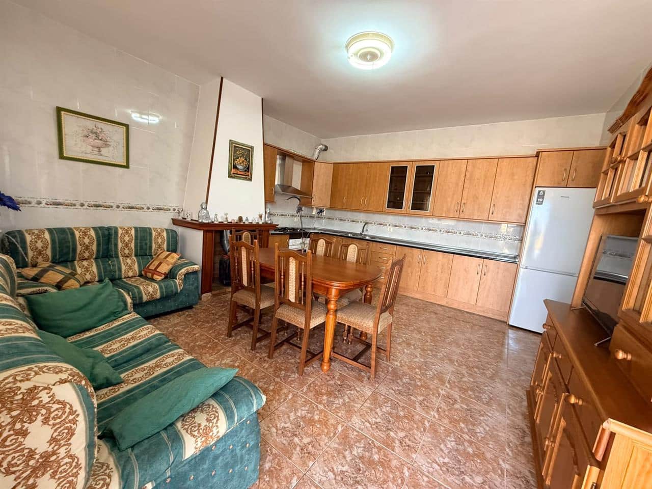 2 sypialnia Willa do wynajęcia w Taberno z garażem - 850 € (Ref: 9906991)