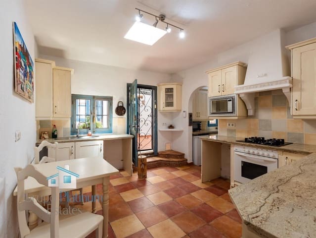 10 soveværelse Villa til salg i Pilar de Jaravia, Pulpí med swimmingpool - € 379.000 (Ref: 9937770)