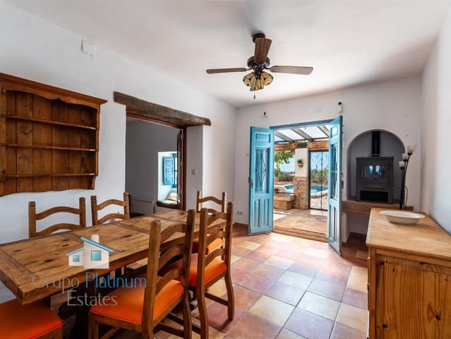 10 soveværelse Villa til salg i Pilar de Jaravia, Pulpí med swimmingpool - € 379.000 (Ref: 9937770)