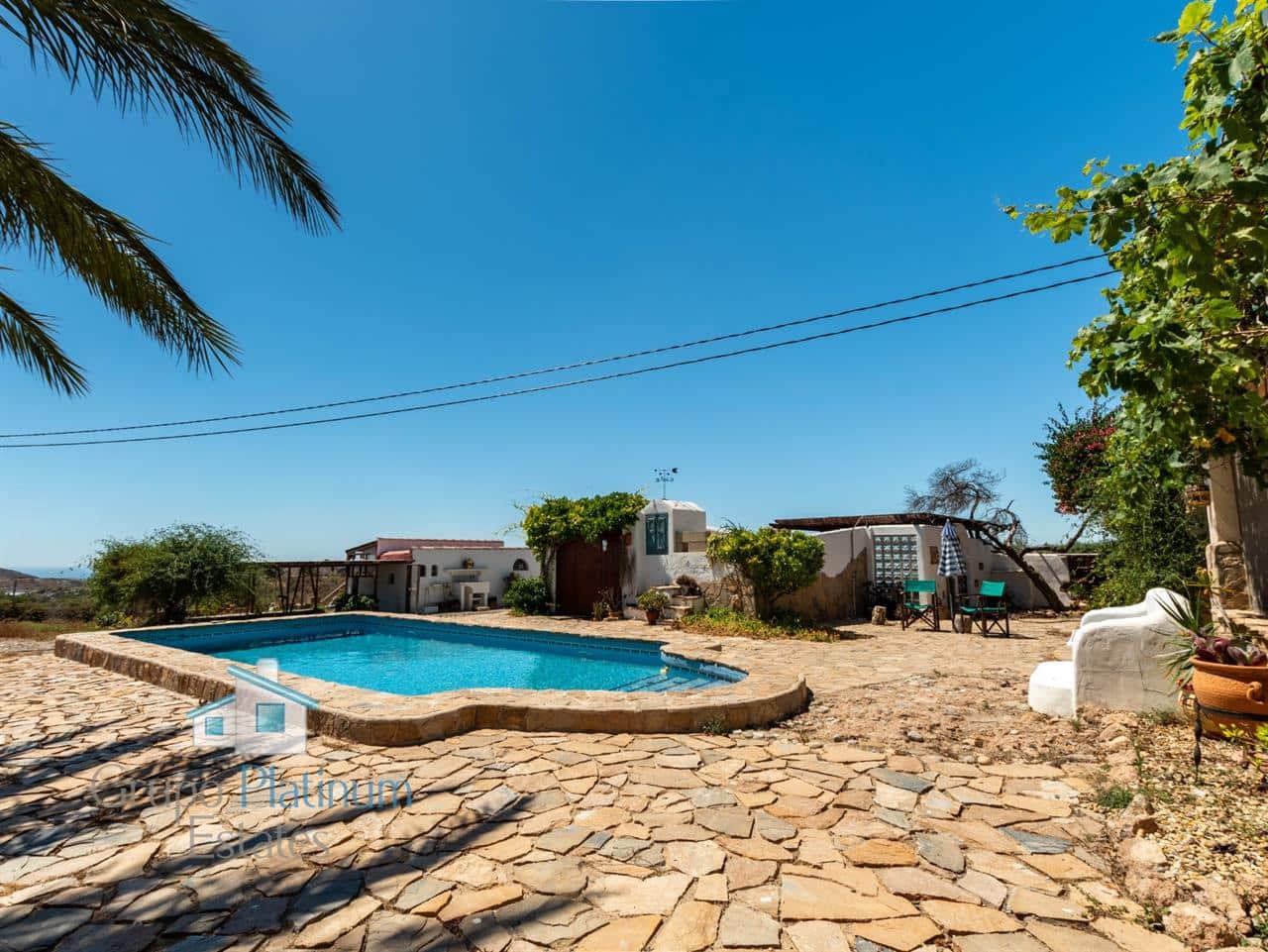 10 bedroom Villa for sale in Pilar de Jaravia with pool - € 379,000 (Ref: 9937770)
