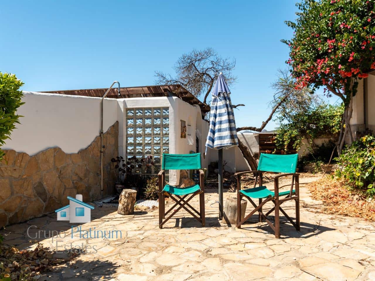 10 bedroom Villa for sale in Pilar de Jaravia with pool - € 379,000 (Ref: 9937770)
