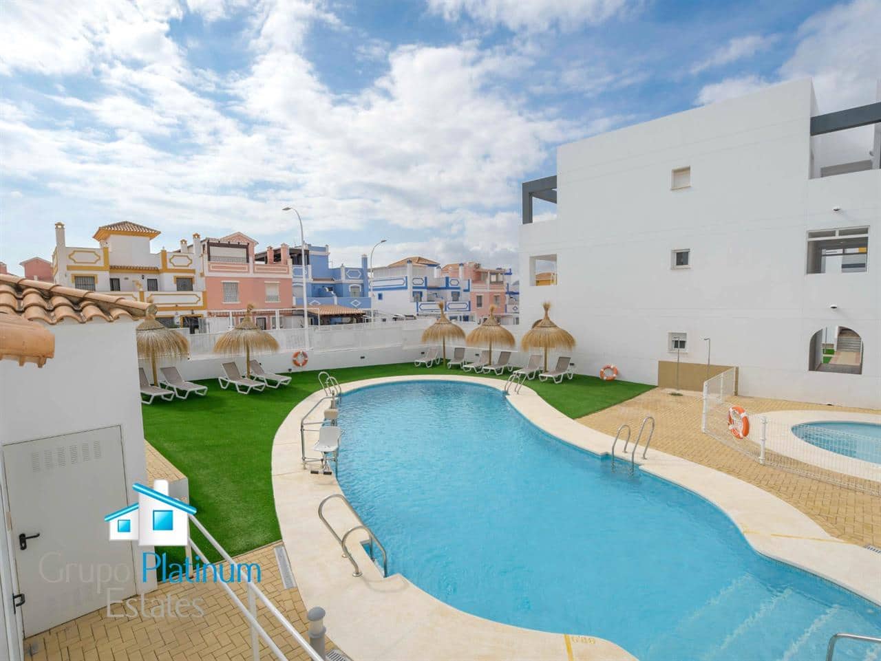 1 slaapkamer Appartement te koop in San Juan de los Terreros met zwembad - € 167.000 (Ref: 9981881)