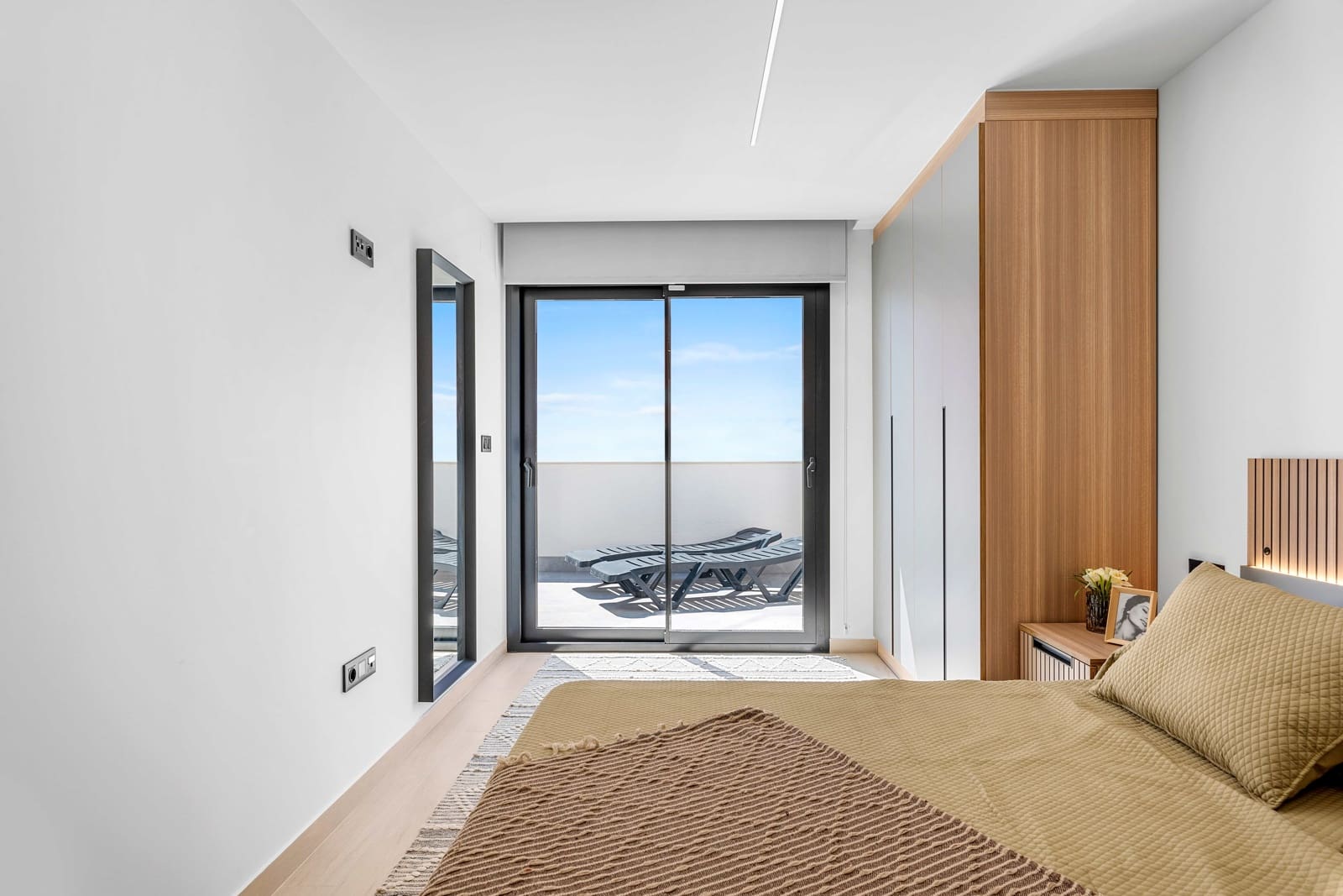 2 Zimmer Apartment zu verkaufen in Guardamar del Segura mit Pool Garage - 222.000 € (Ref: 10049836)