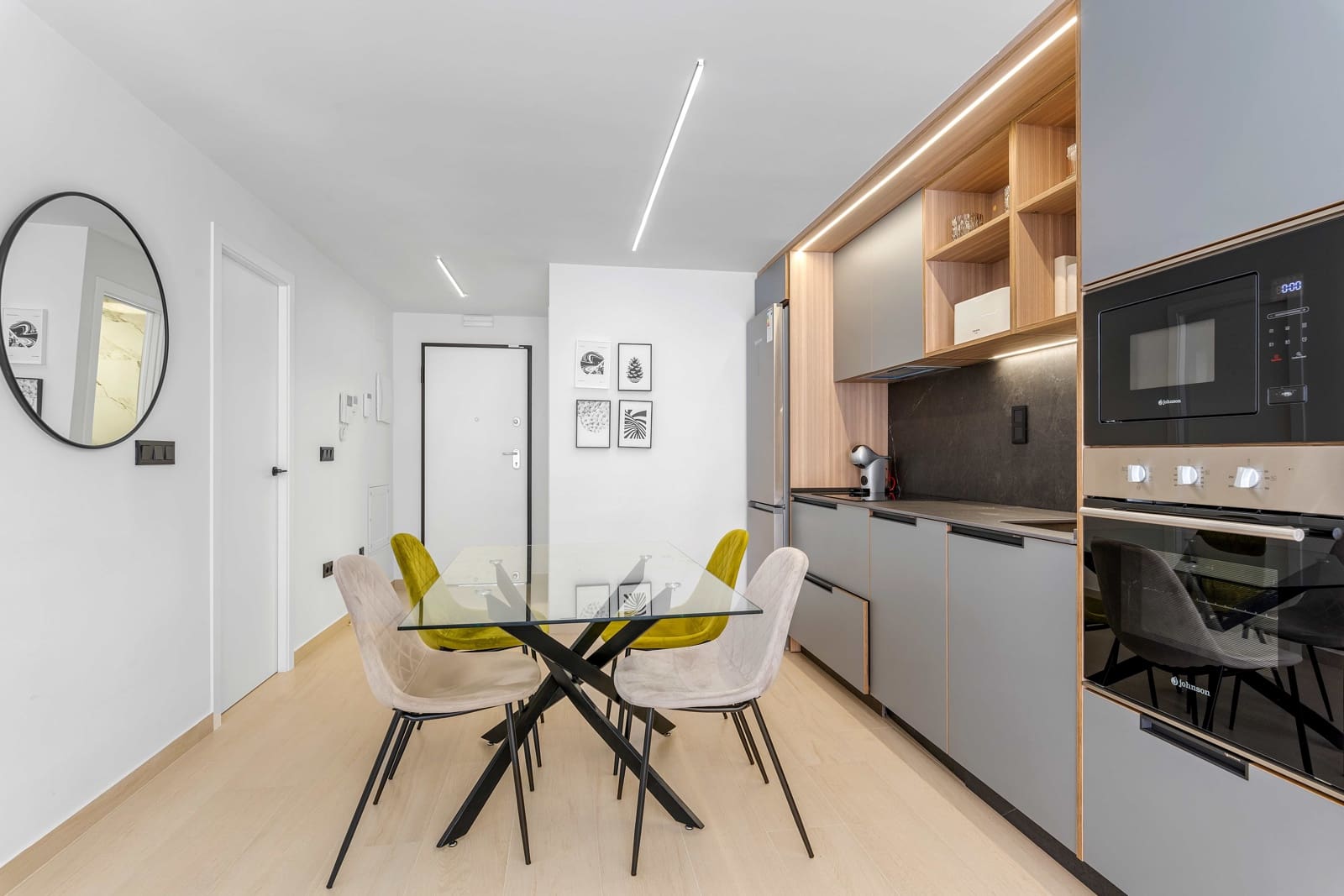 2 Zimmer Apartment zu verkaufen in Guardamar del Segura mit Pool Garage - 222.000 € (Ref: 10049836)