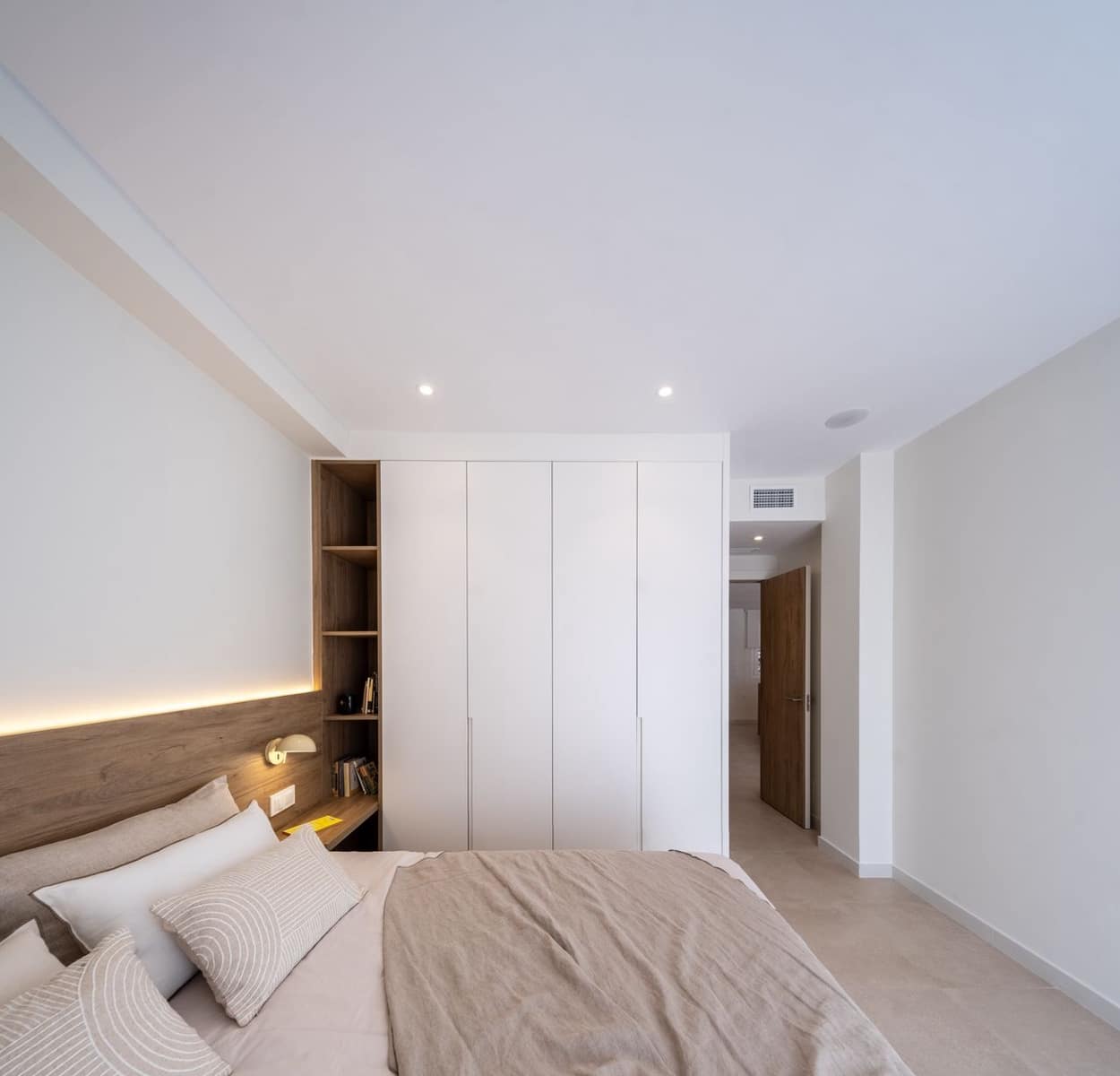 2 bedroom Apartment for sale in Pilar de la Horadada with pool garage - € 284,900 (Ref: 10050372)