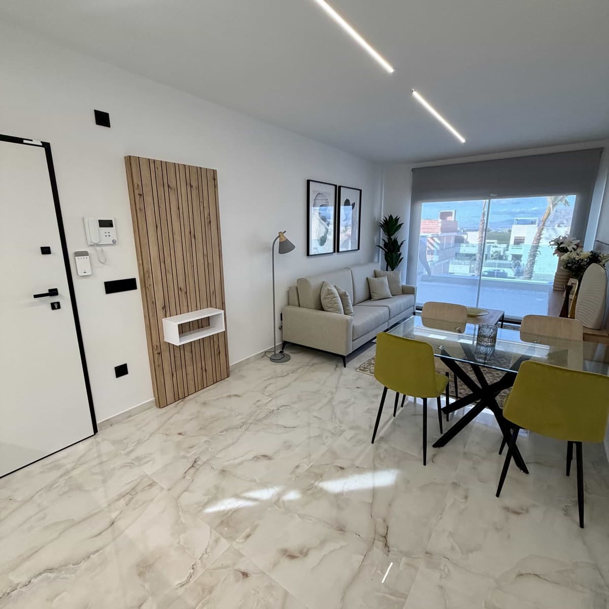 2 bedroom Apartment for sale in Algorfa with pool garage - € 290,000 (Ref: 10050376)