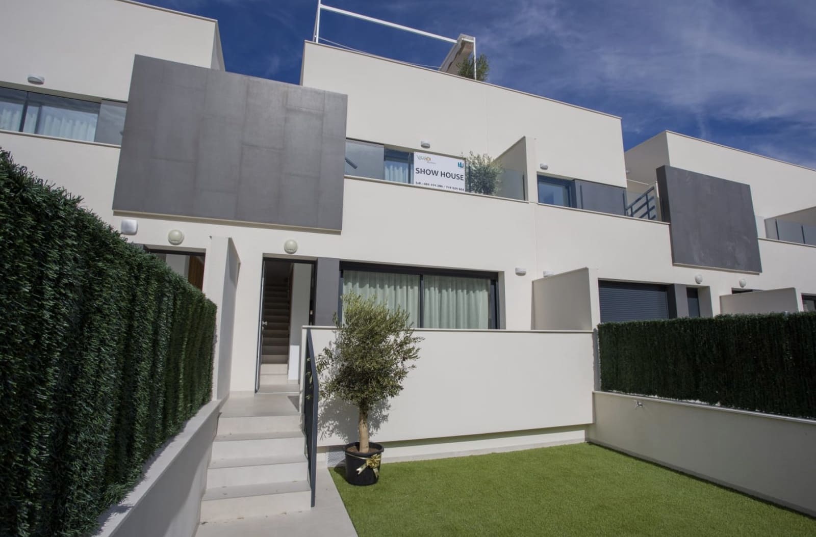 3 Zimmer Reihenhaus zu verkaufen in Cox mit Pool Garage - 245.000 € (Ref: 10060888)