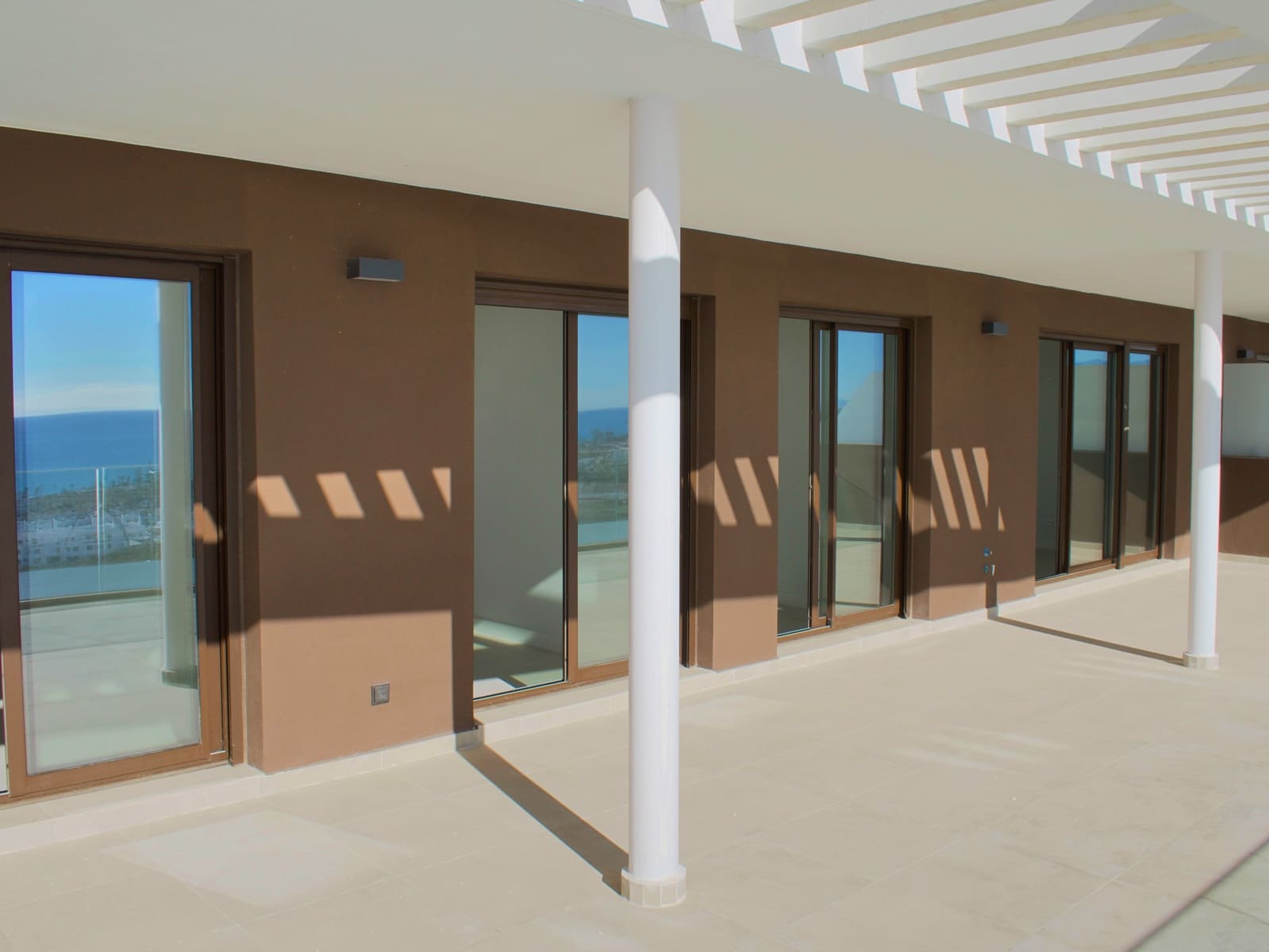 3 Zimmer Apartment zu verkaufen in Rincon de la Victoria mit Pool Garage - 690.000 € (Ref: 9550045)