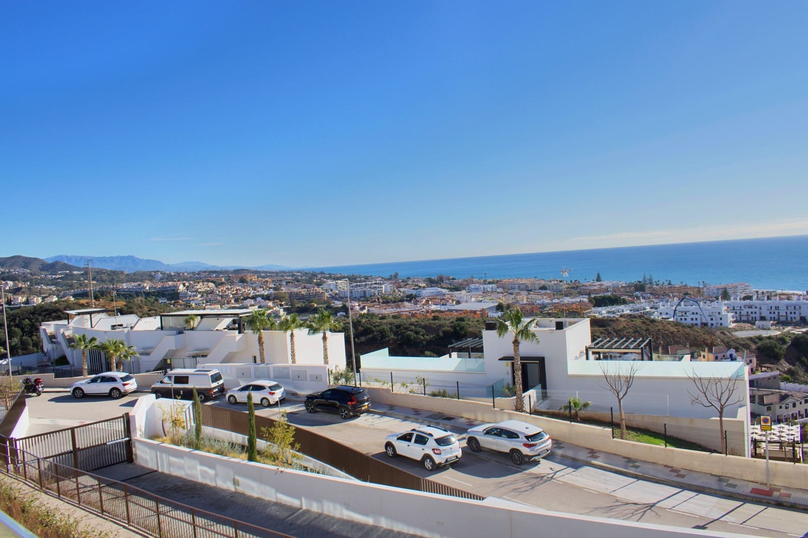 3 Zimmer Apartment zu verkaufen in Rincon de la Victoria mit Pool Garage - 690.000 € (Ref: 9550045)