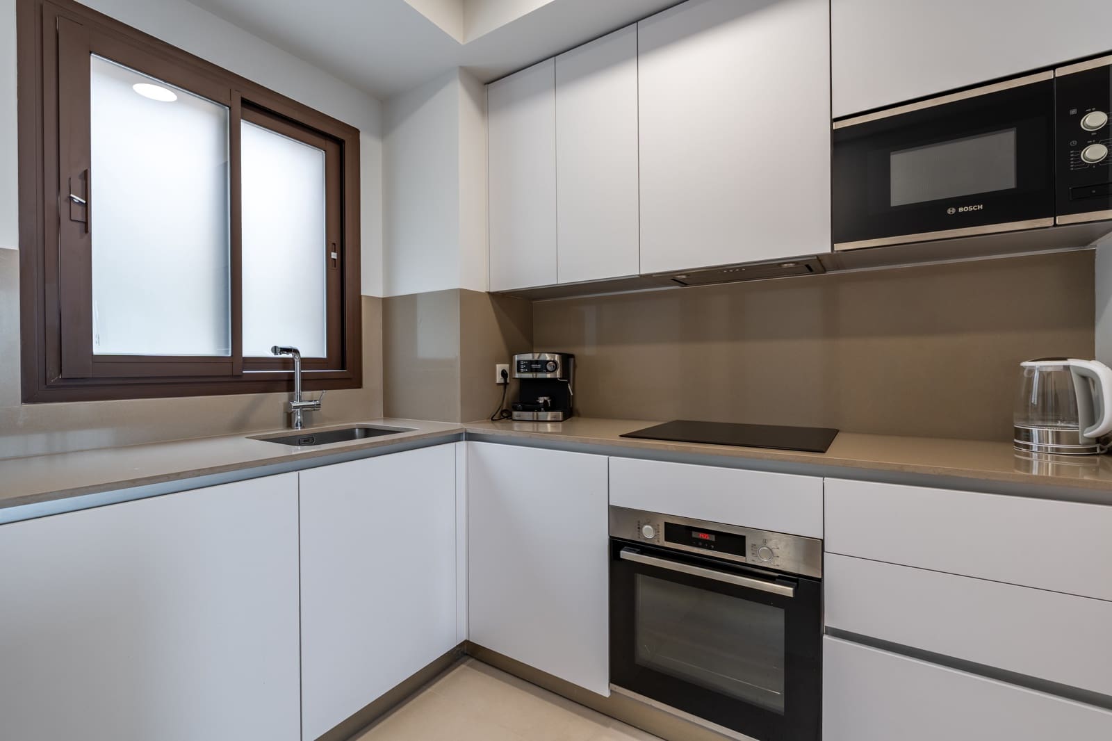 2 Zimmer Apartment zu vermieten in Rincon de la Victoria mit Pool Garage - 2.090 € (Ref: 9550107)