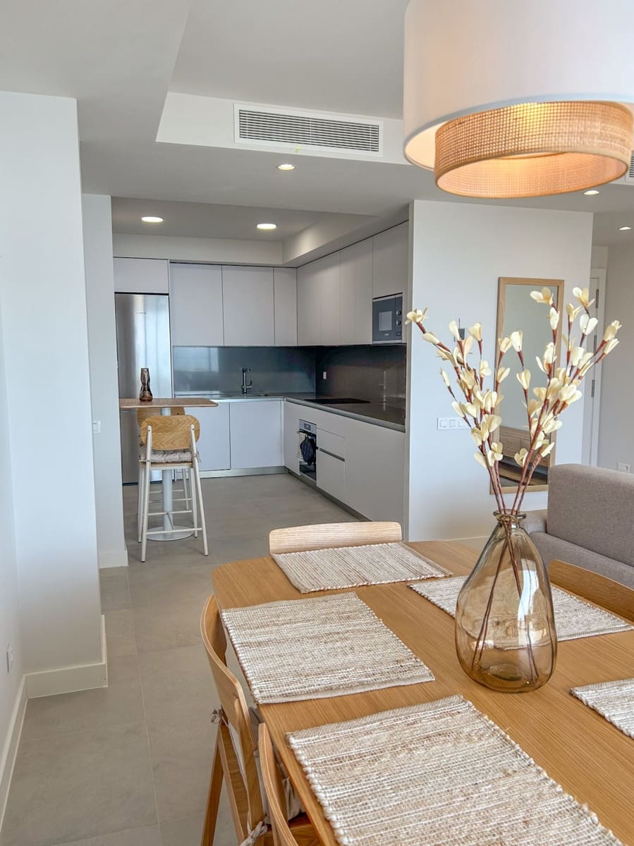 2 makuuhuone Huoneisto myytävänä paikassa Rincon de la Victoria mukana uima-altaan 
autotalli - 550 000 € (Ref: 9559119)