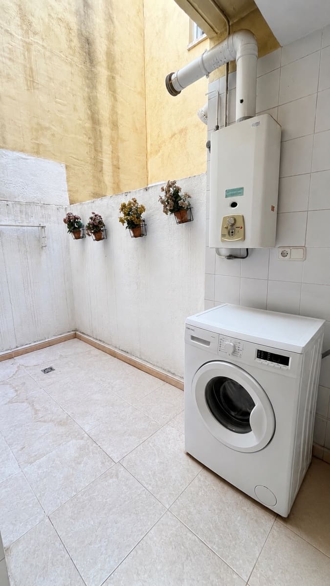Apartamento de 2 habitaciones en Alfaz del Pi / L'Alfàs del Pi en venta con garaje - 195.000 € (Ref: 10017048)