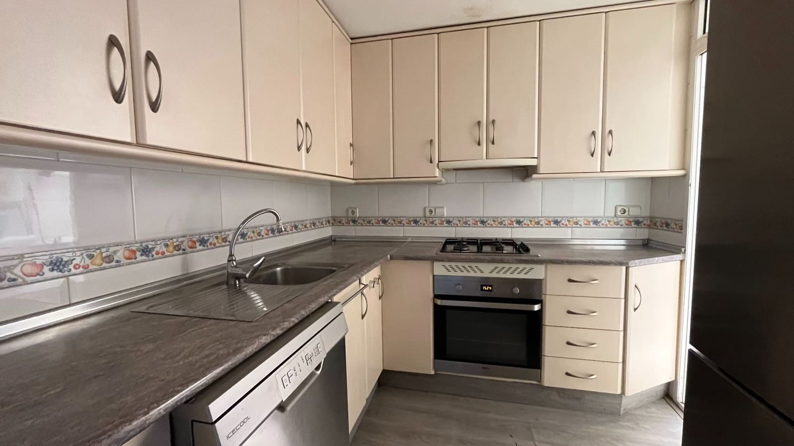 Apartamento de 2 habitaciones en Alfaz del Pi / L'Alfàs del Pi en venta con garaje - 195.000 € (Ref: 10017048)