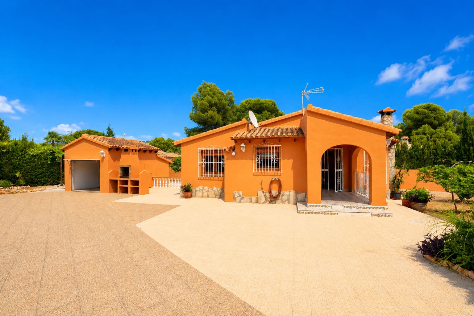 2 quarto Moradia para venda em Alfaz del Pi / L'Alfas del Pi com garagem - 450 000 € (Ref: 10033436)