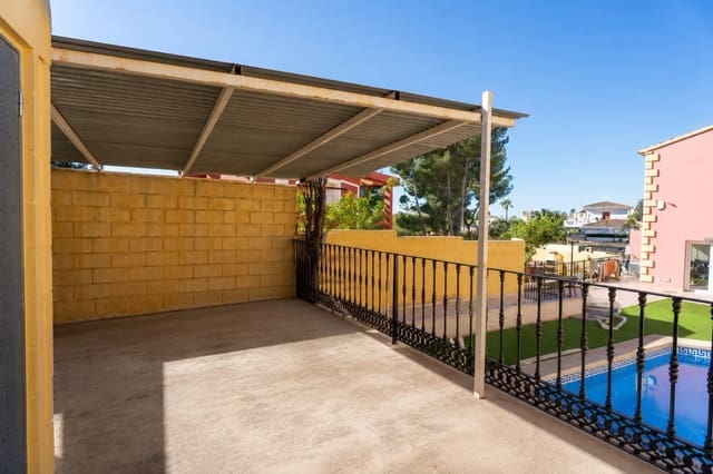 6 soveværelse Villa til salg i La Nucia med swimmingpool garage - € 429.900 (Ref: 10061265)