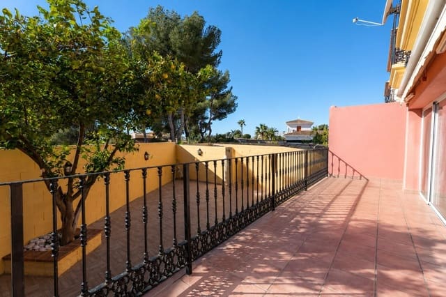 6 soveværelse Villa til salg i La Nucia med swimmingpool garage - € 429.900 (Ref: 10061265)