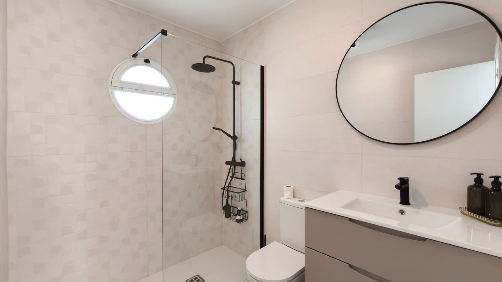 3 Zimmer Villa zu verkaufen in La Nucia mit Pool Garage - 460.000 € (Ref: 10061266)