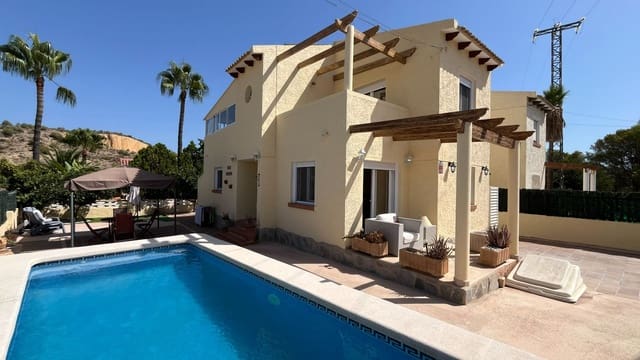 3 Zimmer Villa zu verkaufen in La Nucia mit Pool Garage - 460.000 € (Ref: 10061266)