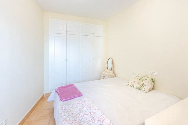 3 sovrum Lägenhet till salu i Benidorm med pool garage - 399 000 € (Ref: 10077591)