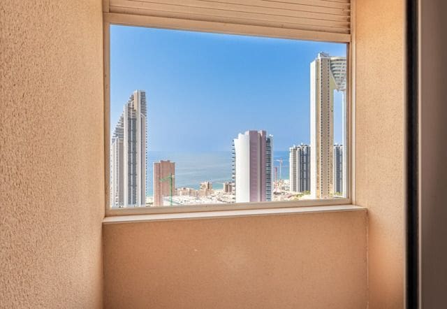 3 sovrum Lägenhet till salu i Benidorm med pool garage - 399 000 € (Ref: 10077591)