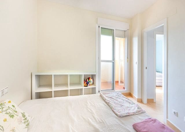 3 sovrum Lägenhet till salu i Benidorm med pool garage - 399 000 € (Ref: 10077591)