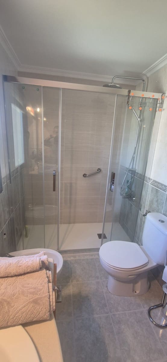 3 soverom Leilighet til salgs i Benidorm med svømmebasseng garasje - € 360 000 (Ref: 10094206)