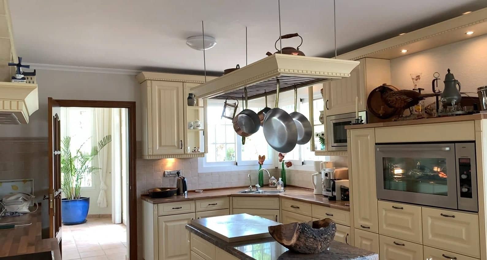 5 slaapkamer Villa te koop in Alfaz del Pi / L'Alfas del Pi met zwembad garage - € 1.575.000 (Ref: 10097527)