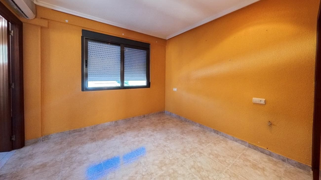 5 chambre Villa/Maison à vendre à La Nucia avec piscine garage - 475 000 € (Ref: 10097529)