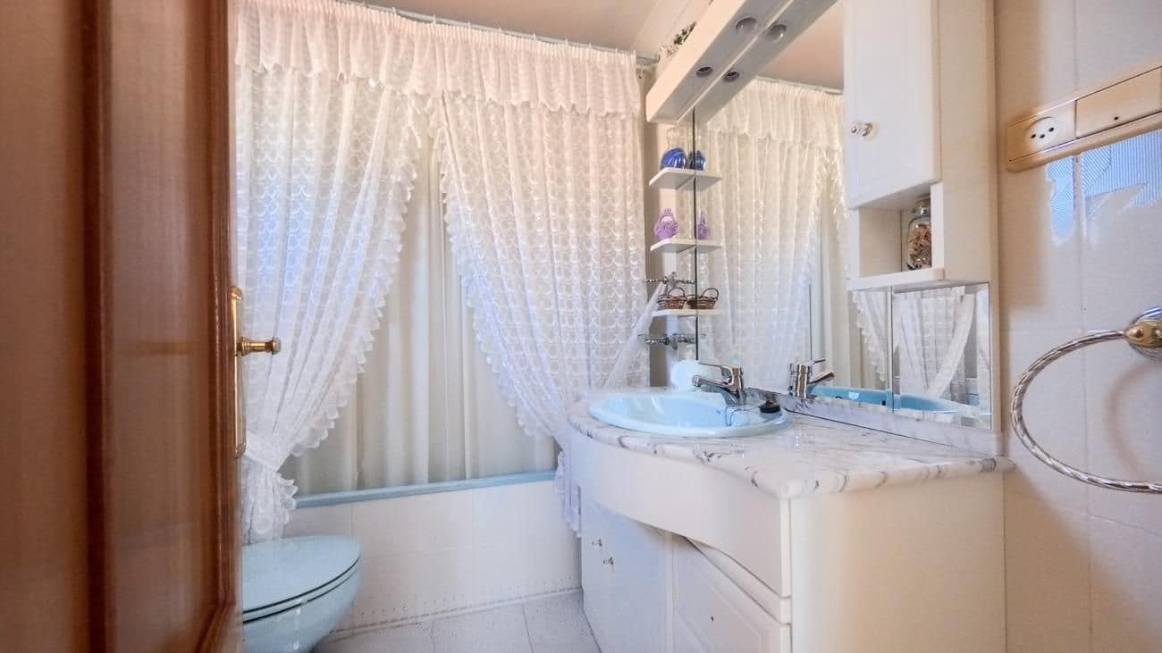5 chambre Villa/Maison à vendre à La Nucia avec piscine garage - 475 000 € (Ref: 10097529)