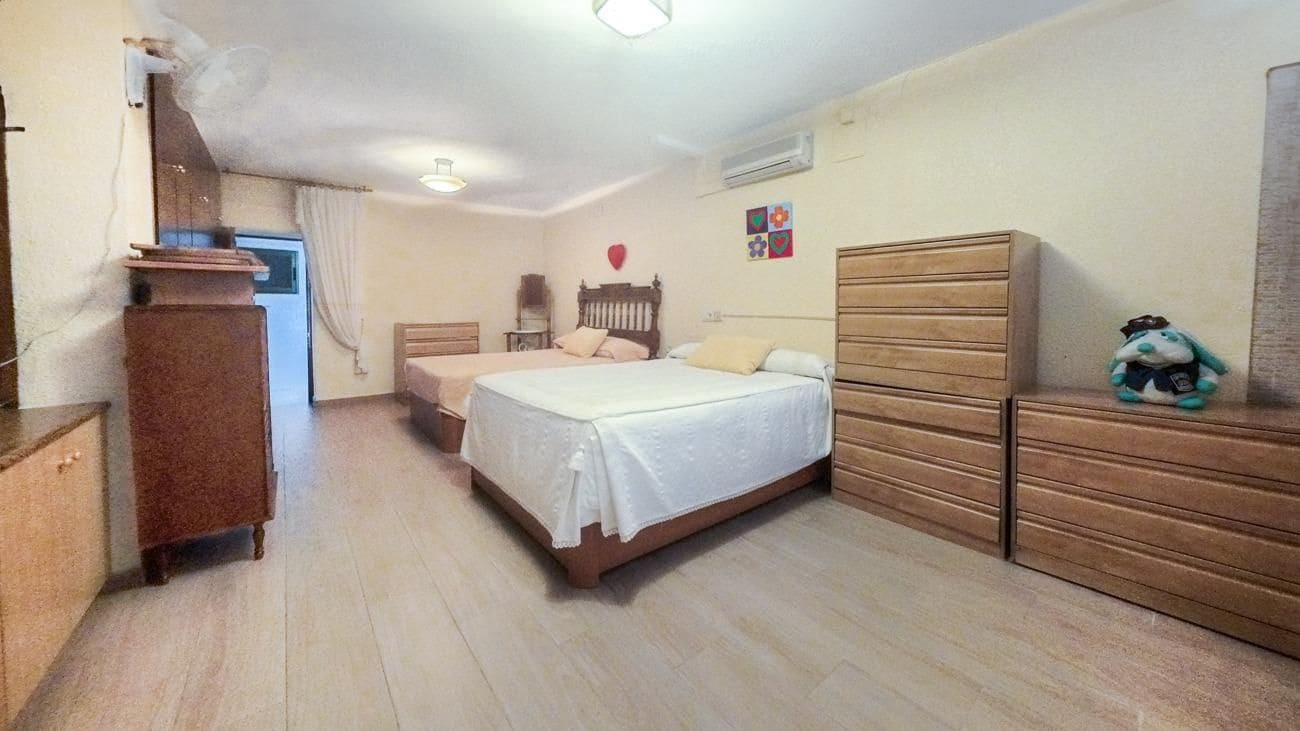 5 chambre Villa/Maison à vendre à La Nucia avec piscine garage - 475 000 € (Ref: 10097529)