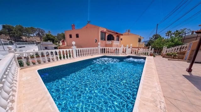 5 chambre Villa/Maison à vendre à La Nucia avec piscine garage - 475 000 € (Ref: 10097529)