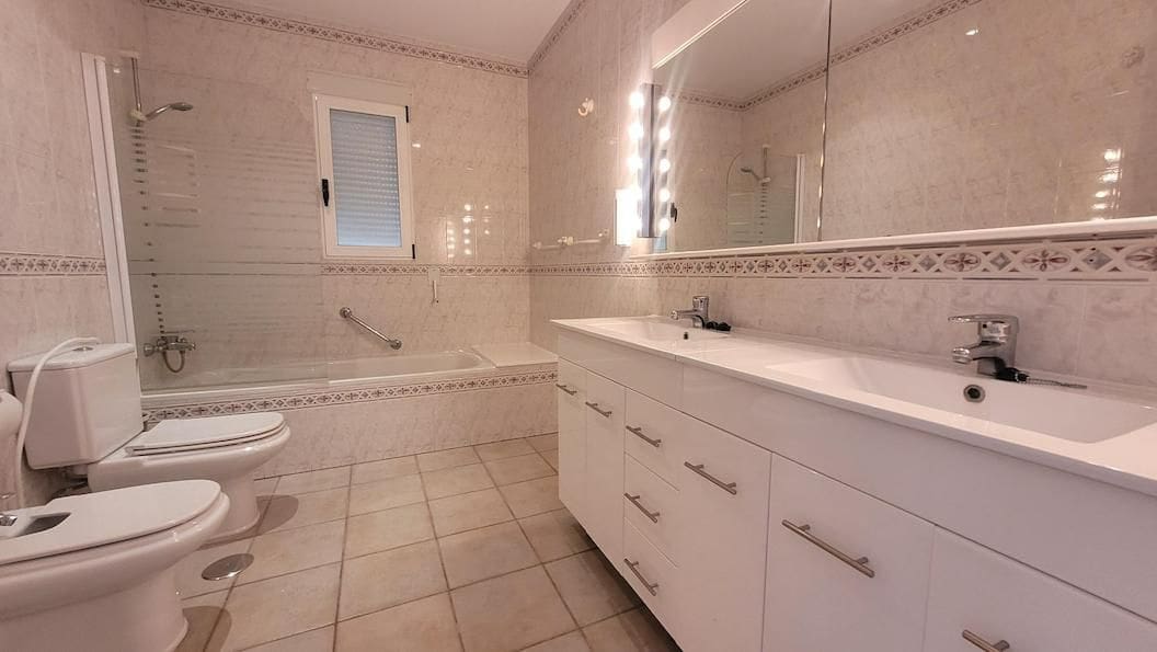 3 chambre Villa/Maison à vendre à La Nucia avec piscine garage - 450 000 € (Ref: 10101561)