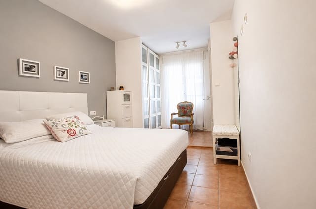 2 quarto Apartamento para venda em Finestrat com piscina garagem - 308 000 € (Ref: 10111486)