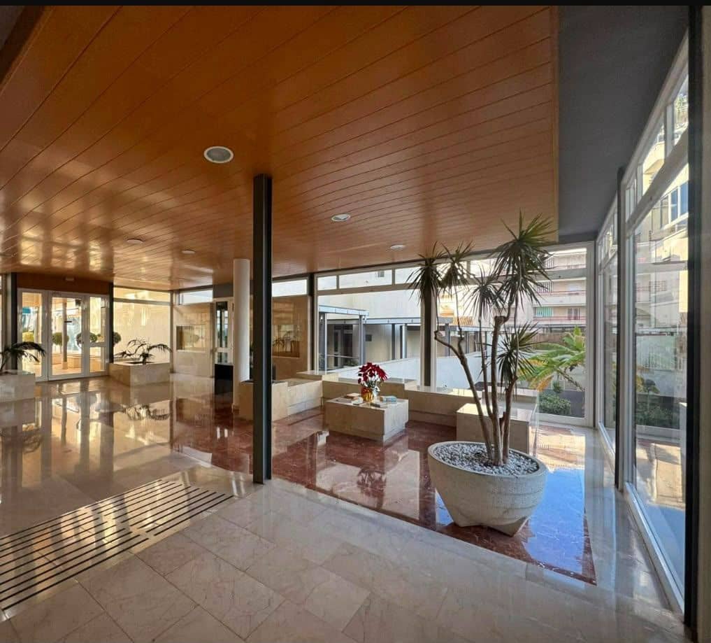 2 sypialnia Apartament na sprzedaż w Albir z basenem garażem - 330 000 € (Ref: 10114451)