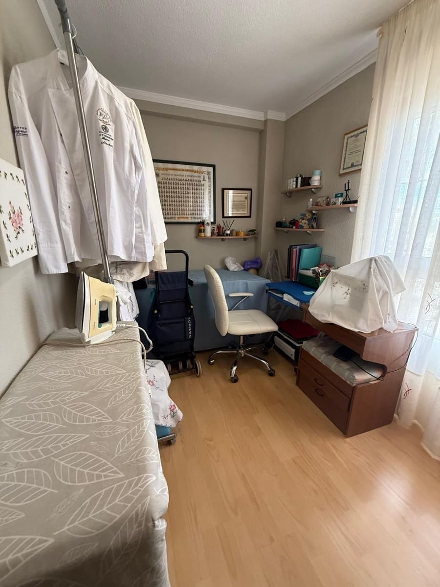 3 sypialnia Apartament na sprzedaż w Albir z basenem garażem - 378 000 € (Ref: 10114453)