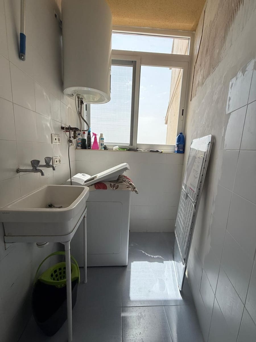 2 soveværelse Lejlighed til salg i Benidorm med swimmingpool garage - € 325.000 (Ref: 10114454)