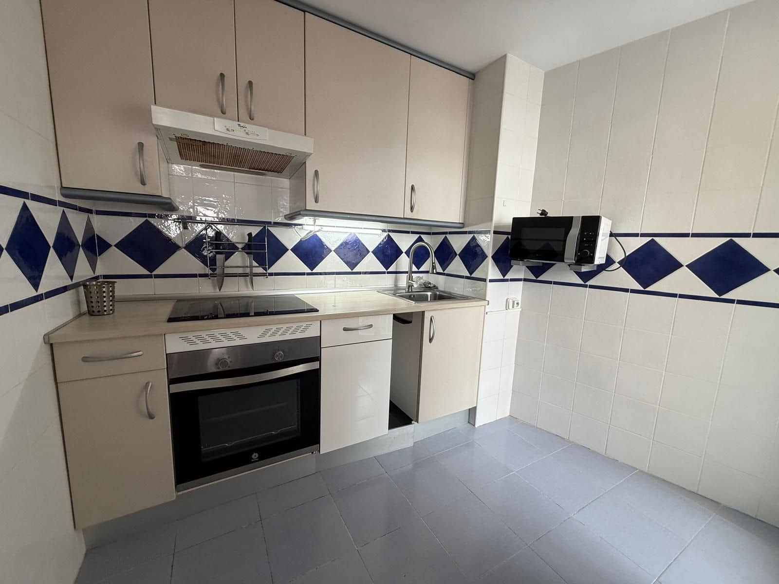2 soveværelse Lejlighed til salg i Benidorm med swimmingpool garage - € 325.000 (Ref: 10114454)