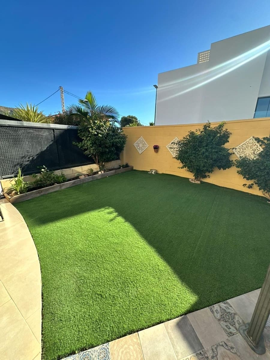 3 soverom Leilighet til salgs i Albir med svømmebasseng garasje - € 445 000 (Ref: 10139126)