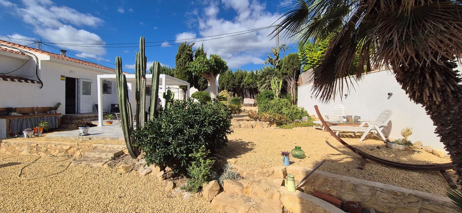 3 bedroom Villa for sale in La Nucia with pool garage - € 549,000 (Ref: 10148294)