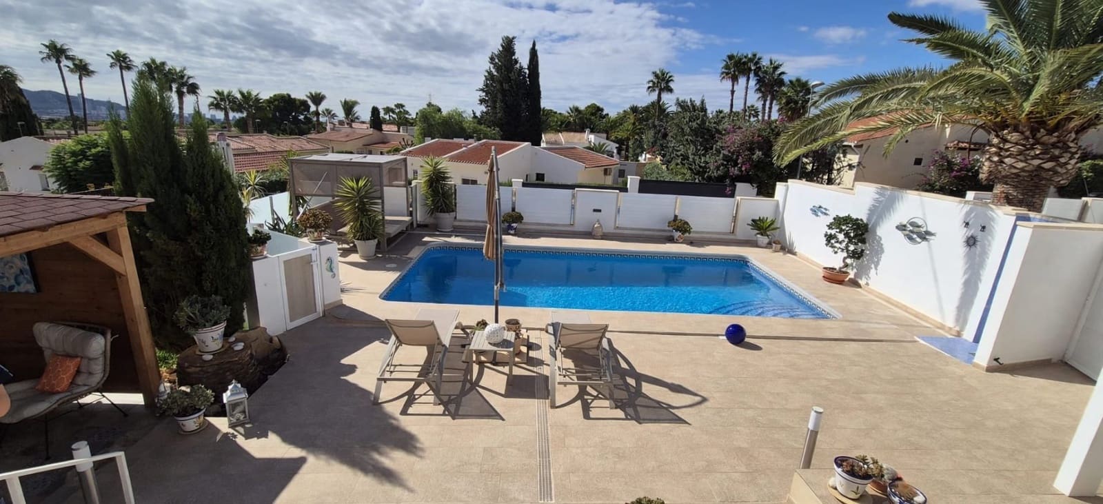 3 bedroom Villa for sale in La Nucia with pool garage - € 549,000 (Ref: 10148294)
