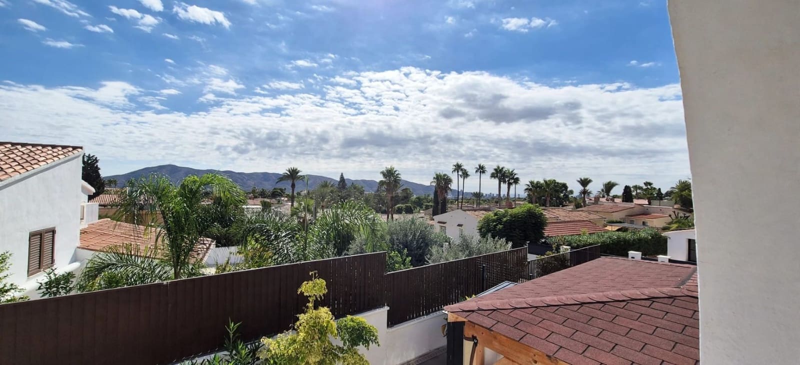 3 bedroom Villa for sale in La Nucia with pool garage - € 549,000 (Ref: 10148294)