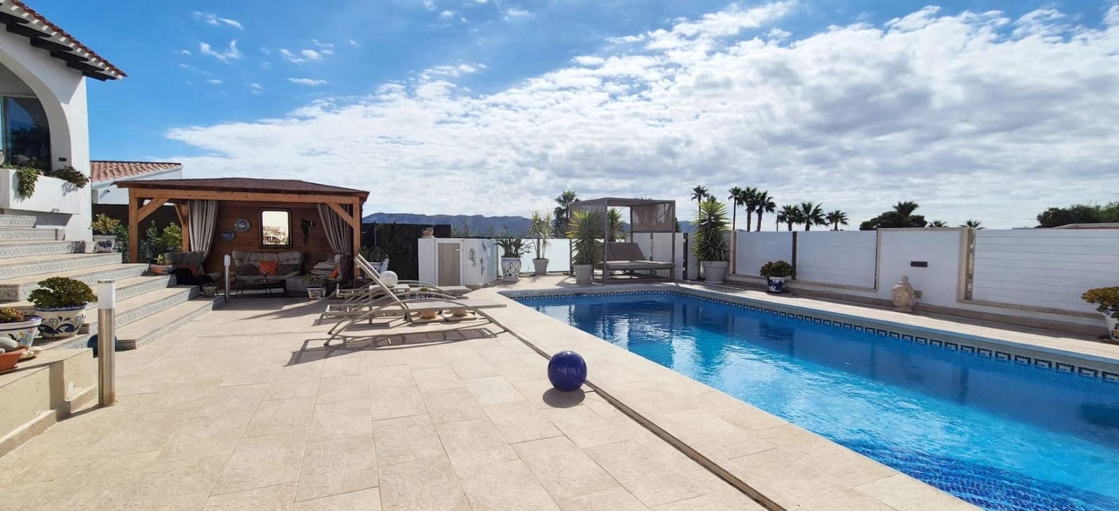 3 bedroom Villa for sale in La Nucia with pool garage - € 549,000 (Ref: 10148294)