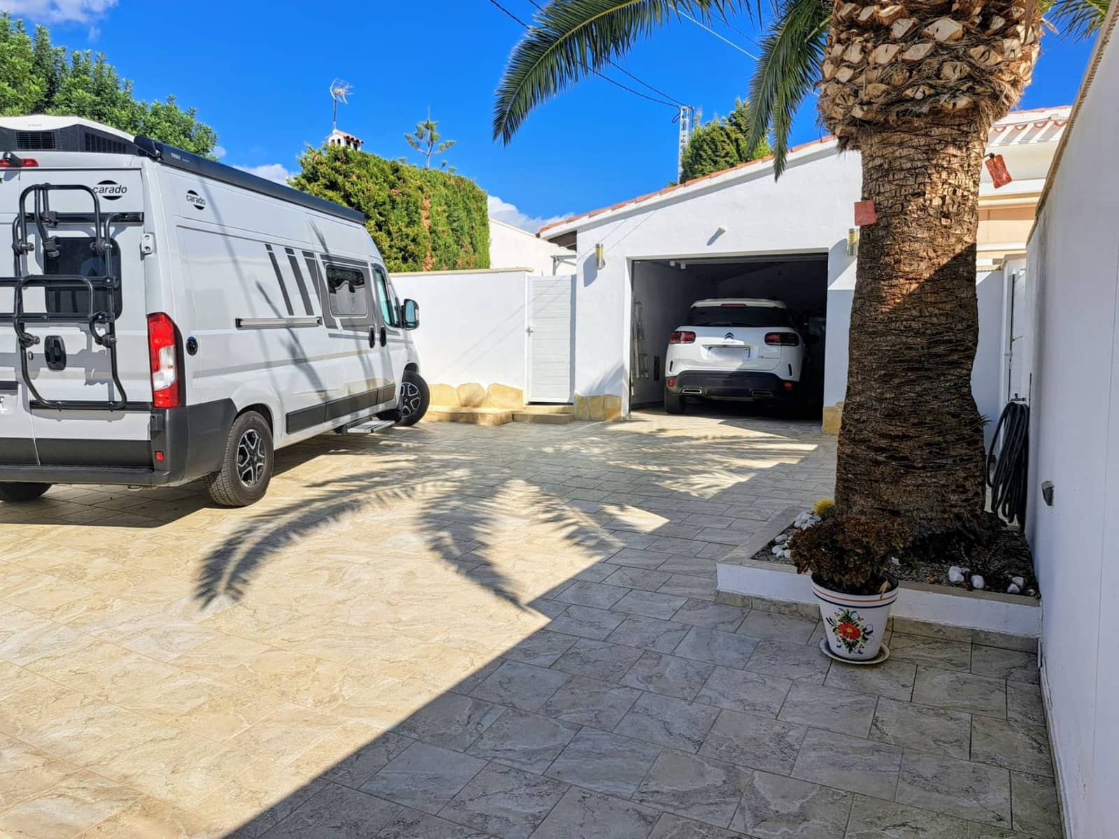3 bedroom Villa for sale in La Nucia with pool garage - € 549,000 (Ref: 10148294)