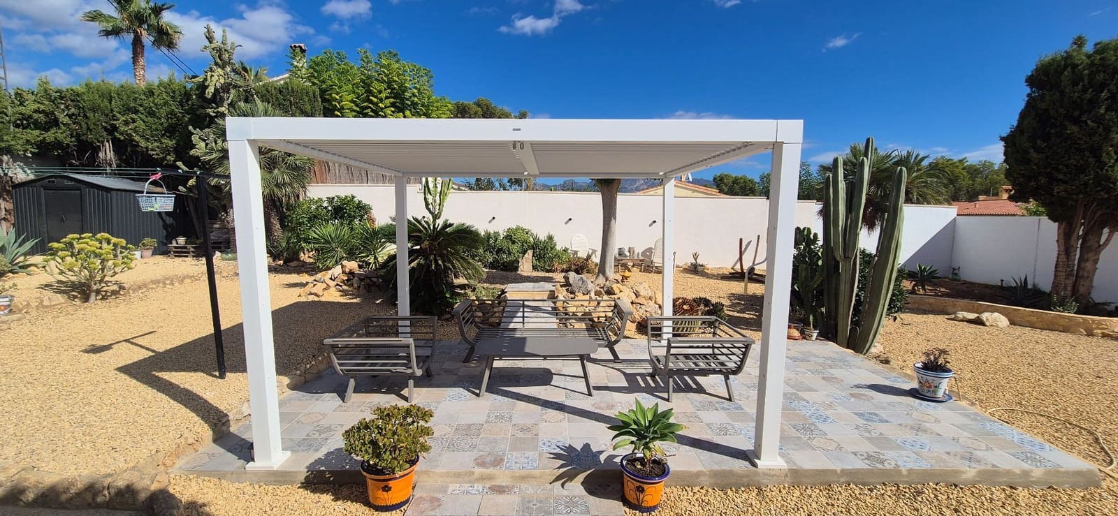 3 bedroom Villa for sale in La Nucia with pool garage - € 549,000 (Ref: 10148294)