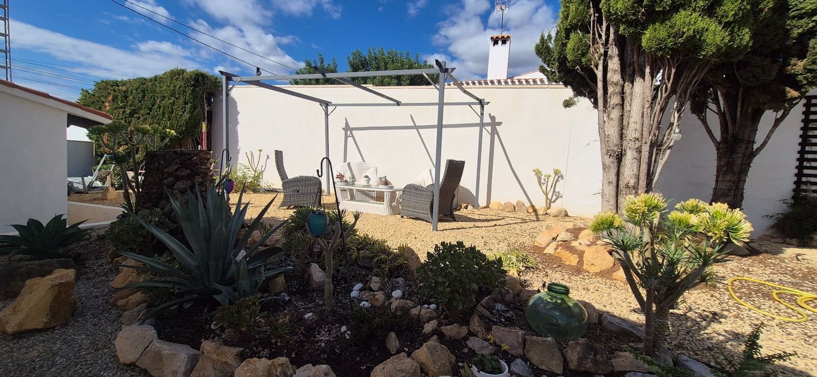 3 bedroom Villa for sale in La Nucia with pool garage - € 549,000 (Ref: 10148294)