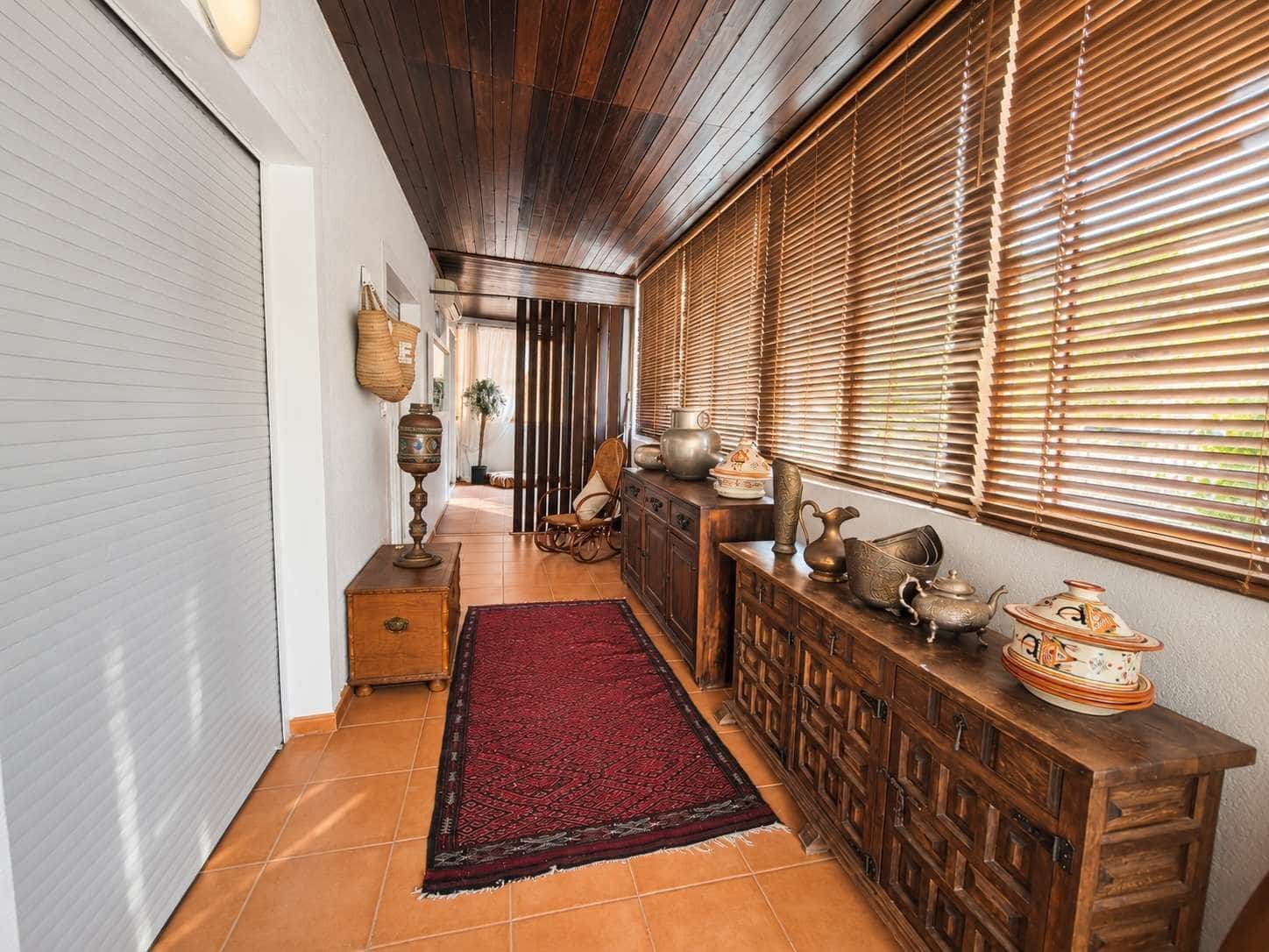 3 bedroom Villa for sale in La Nucia with pool garage - € 550,000 (Ref: 10162115)