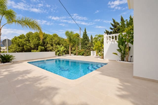 3 soverom Villa til salgs i Albir, Alfaz del Pi / L'Alfàs del Pi med svømmebasseng - € 649 000 (Ref: 10164158)