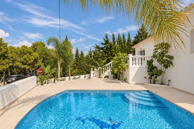 3 soverom Villa til salgs i Albir, Alfaz del Pi / L'Alfàs del Pi med svømmebasseng - € 649 000 (Ref: 10164158)
