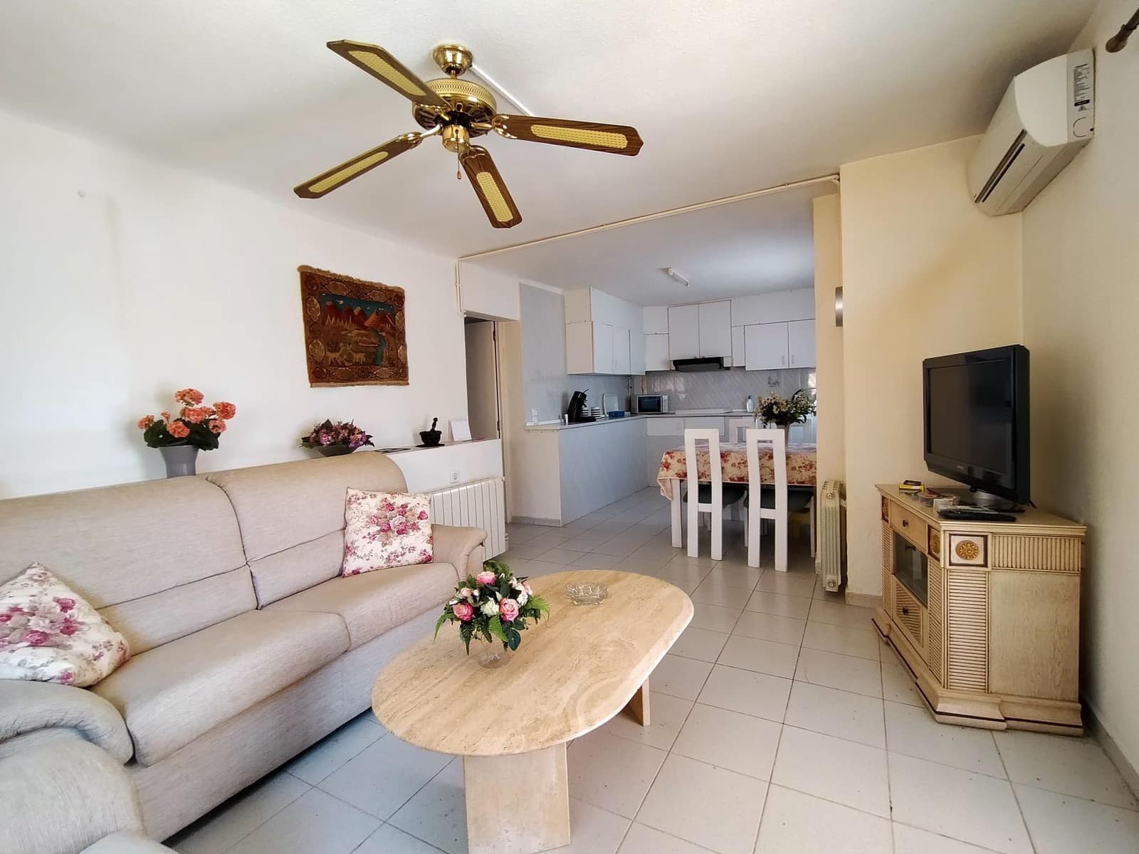 4 soverom Villa til salgs i La Nucia med garasje - € 375 000 (Ref: 10184208)